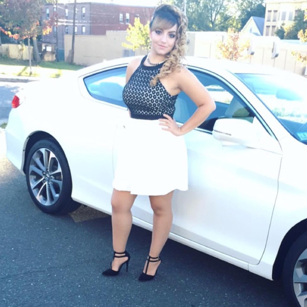 Black/white dress
